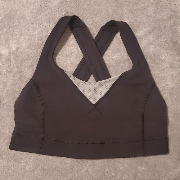 lululemon In a Flash Bra II - Picture 4 of 9
